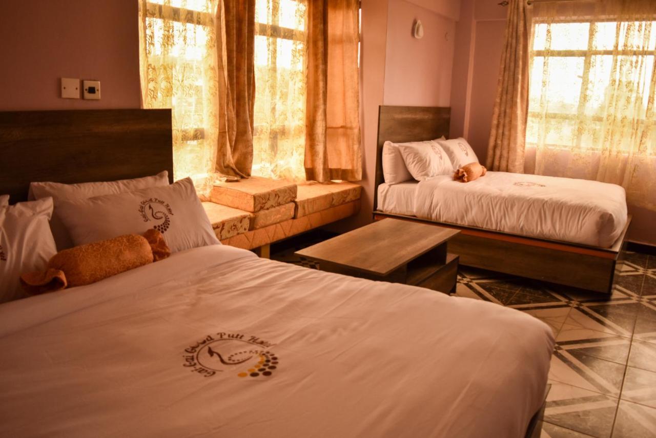 Good Putt Hotel Накуру Экстерьер фото