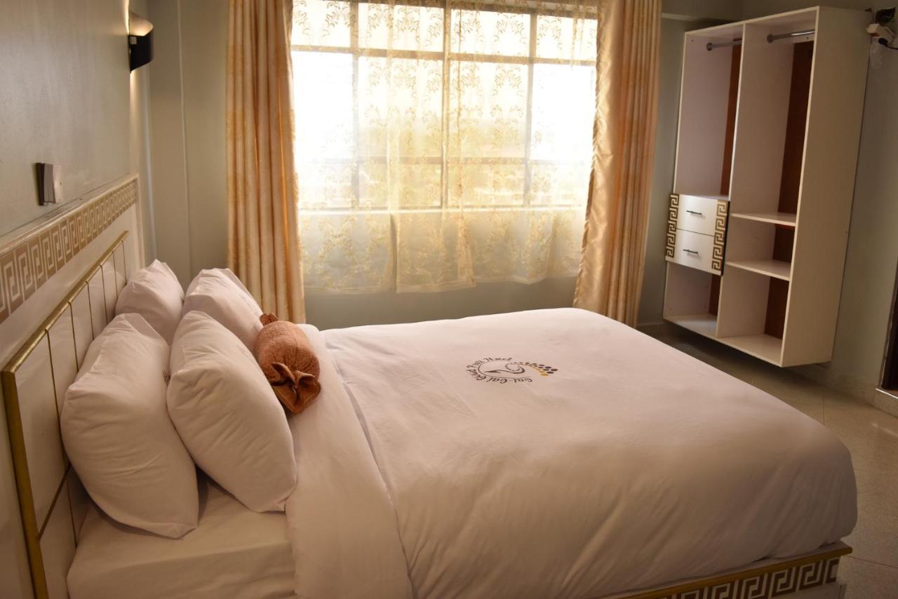 Good Putt Hotel Накуру Экстерьер фото